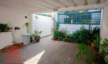 Imagem: Casa com 3 quartos, quintal e churrasqueira