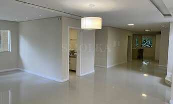 Imagem 4: Linda Casa em Jurerê Internacional com 5 Suítes, 8 Banheiros, 10 vagas de Garagem, Piscina