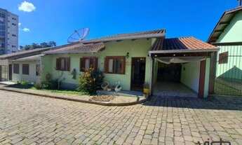 Imagem: CAXIAS DO SUL - Casa Padrão - ESPLANADA