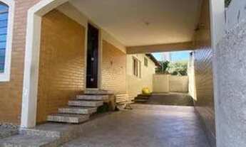 Imagem: CASA COM EXCELENTE LOCALIZAÇÃO PARA VENDA