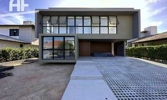 Imagem 5: Casa nova em Condomínio de Alto padrão - 460m², 4 suítes sendo 1 máster