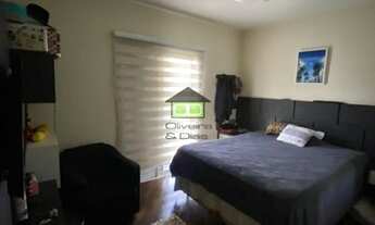 Imagem 6: Casa de rua, 153m² de área construída, amplo living para vários ambientes. Localização ímp