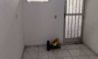 Imagem 7: Alugo kitnet Quarto com aluguel por R$350 /mês