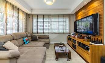 Imagem 2: 223m² 4 Suites, Sala Intima, 4 Vagas,com vaga de colecionador à Venda em Portal do Morumbi