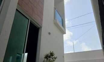 Imagem 4: Casa triplex em condomínio na praia de Pirangi com 135m