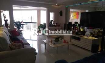 Imagem 3: Apartamento de 420 metros quadrados no bairro Grajaú com 5 quartos