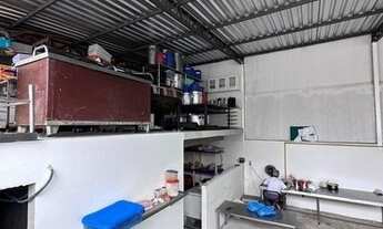 Imagem 4: Casa no Conjunto Petros / Aleixo / 3 suítes, galpão