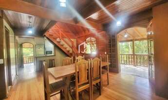 Imagem 2: Casa, 5 Dormitórios ( 3 Suítes) - Alto da Boa Vista - Campos do Jordão/SP