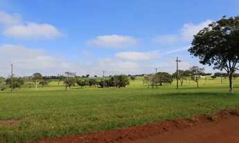 Imagem 3: Lote de 390m2 no condomínio Rivieira de St. Cristina IV em Arandu