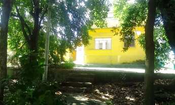 Imagem 3: Alugo terreno 685m2, c/ CASA 3qtos. Terraço coberto