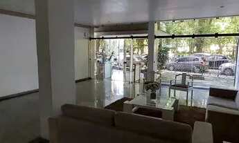 Imagem 3: Lotus aluga apto mobiliado em frente a Praça Batista Campos