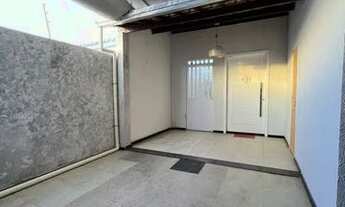 Imagem 2: Casa na Aruaná Casa com 3 dormitórios