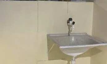 Imagem 5: Alugo casa de 1 quarto e vaga de garagem coberta