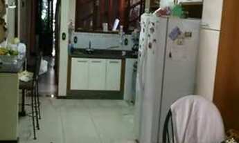 Imagem 6: PORTEIRA fechada Lagomar MACAÉ