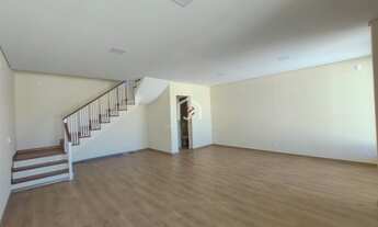 Imagem 2: Sobrado, 4 Suítes & Deck - Vila Dubieux - Campos do Jordão/SP