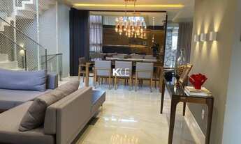 Imagem 7: Casa de alto padrão em condomínio fechado próximo do Centro de Florianópolis