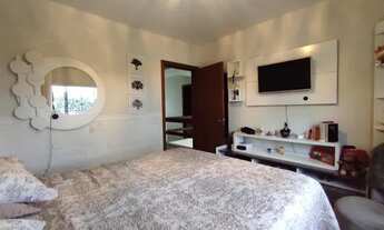 Imagem 2: Casa à Venda, Semimobiliada, Pé direito duplo, 02 pavimentos c/ 03 dormitórios, na Guarda