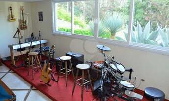 Imagem 5: Oportunidade uma mansão cinematográfica, no condominio Residencial das Estrelas, venha con