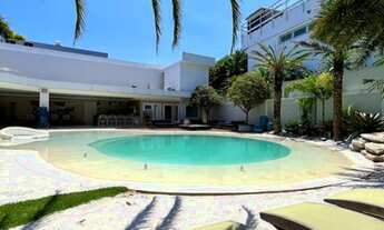 Imagem 5: Casa no Condomínio Malibu para aluguel e venda com 1000 metros quadrados com 5 Suítes