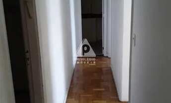 Imagem 7: Apartamento de 3 quartos, muito claro, arejado, indevassável, vista livre, sala ampla com