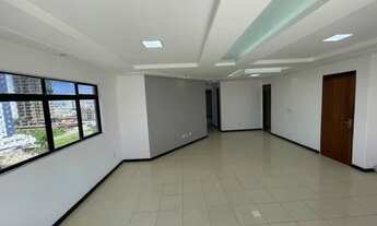 Imagem 7: Apartamento para aluguel possui 202 metros quadrados com 4 quartos em Bessa - João Pessoa