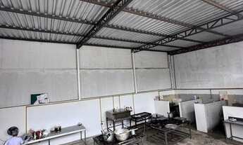 Imagem 5: Casa no Conjunto Petros / Aleixo / 3 suítes, galpão