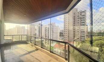 Imagem 7: Excelente apartamento de 280 metros com 4 dormitórios sendo 2 suítes, 3 vagas