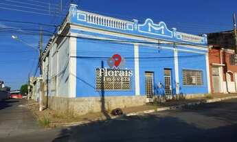 Imagem 3: Casa para Venda em Cuiabá, Centro-Sul, 5 dormitórios, 1 suíte, 4 banheiros, 3 vagas