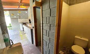 Imagem 2: SHCasa para venda possui 112 metros quadrados com 2 quartos em Manguinhos - Serra - ES