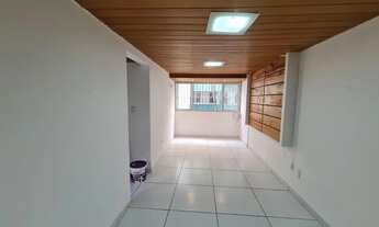 Imagem 2: Aluga-se Apartamento com 2 quartos e 1 garagem no Arruda