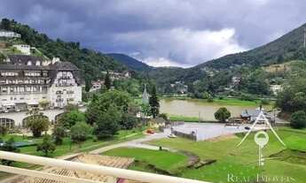 Imagem: Quitandinha - Casa com 800m², com vista