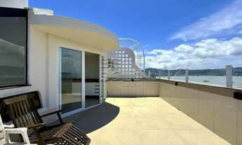 Imagem 6: Cobertura duplex reformada com vista para o mar