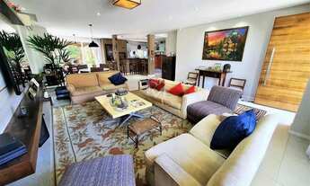 Imagem 2: Casa à venda em condomínio no Campeche, Florianópolis, com 4 suítes e lazer completo