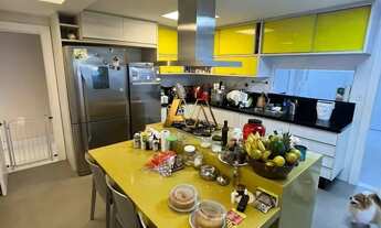 Imagem 4: Casa Alto Padrão no alphaville litoral norte l