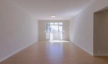 Imagem 6: Apartamento à venda no Edifício D. João VI, no Centro de Londrina PR