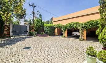 Imagem 7: Casa Térrea com 4 Suítes à Venda ou para Alugar no Alto da Boa Vista, São Paulo/SP