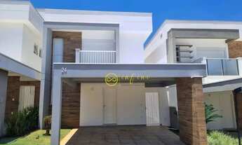 Imagem: Casa de Condomínio com 3 Quartos, sendo