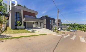 Imagem 3: Linda casa no melhor condomínio de Campo Largo 4 dormitórios, sendo 3 suítes