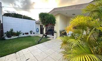 Imagem 2: Belíssima Casa 4/4 Sendo 02 Suites No Conjunto Ponta Negra