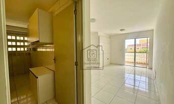 Imagem 6: Apartamento semi mobiliado para alugar no Parque das Nações com 3 quartos, suíte e varanda