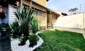 Imagem: Casa dentro da Ferradura do Jd. Das Industrias!