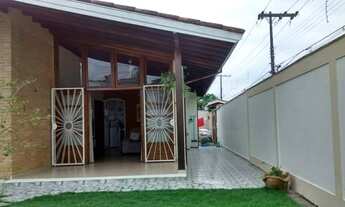 Imagem 3: Belíssima casa com 3 dormitórios na região central de Ubatuba