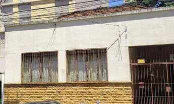 Imagem: Casa á venda na Rua Episcopal ao lado da