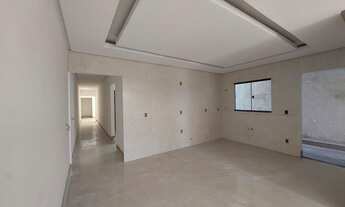 Imagem: Casa nova com 03 suítes no Jardim América