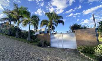 Imagem 5: Casa em condomínio fechado, com bastante segurança e privacidade, bem no meio da natureza