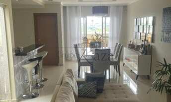 Imagem 2: Casa Sobrado - Jacareí - Jardim Sant'Anna do Pedregulho - 4 Dormitórios - 190m²