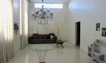 Imagem 6: Casa de condomínio para venda tem 197 metros quadrados com 3 quartos