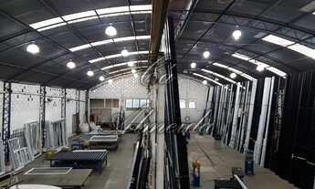 Imagem 2: Galpão/Depósito/Armazém para venda tem 1070 metros quadrados