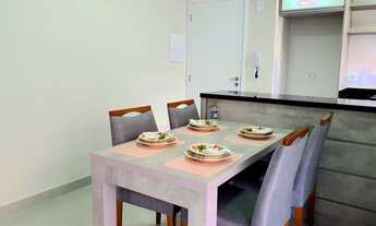 Imagem 5: Apartamento de 2 dormitórios com uma suíte, 1 vaga coberta no Vila Fanny. Espaçosa sacada