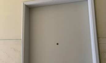 Imagem 4: Apartamento para venda possui 90 metros quadrados com 2 quartos em Menino Deus - Porto Ale